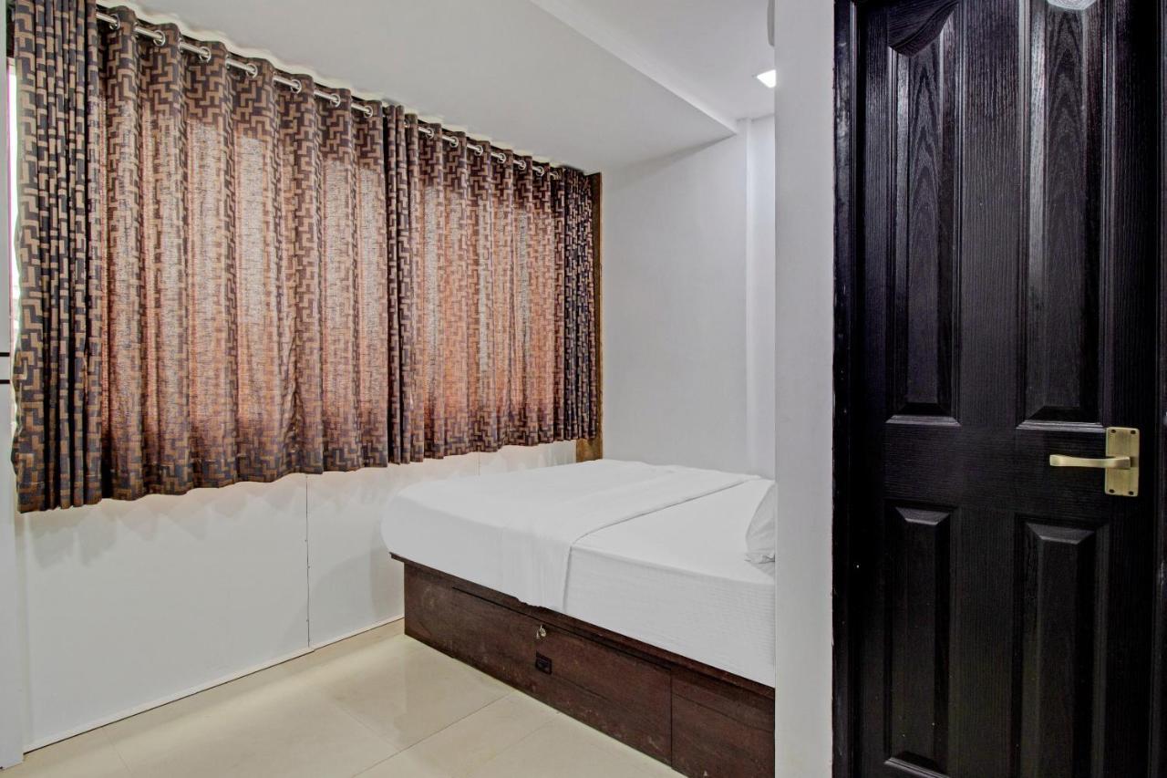 Oyo Flagship 81436 Palace Lodge Mangalore Exterior photo